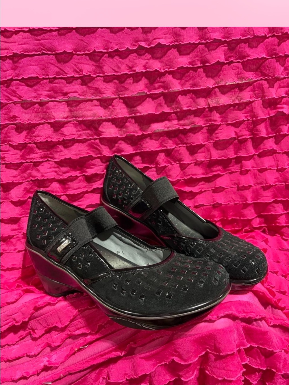Jambu clogs